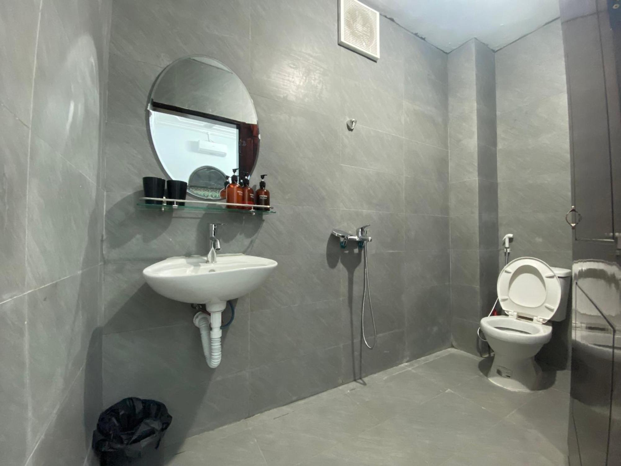 Hanoi Avana Homestay Long Bien Экстерьер фото